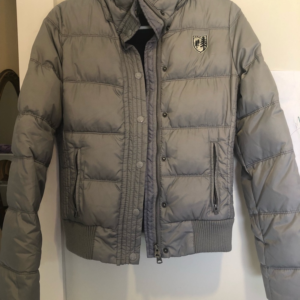 Gray American Eagle Puffer Jacket - Like New